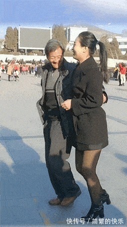 |幽默冷笑话：跟老婆冷战，为讨好她，从网上买了件裙子送她