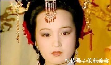 贵妃$红楼梦中贾元春为何会突然被封作贵妃,却又突然死亡