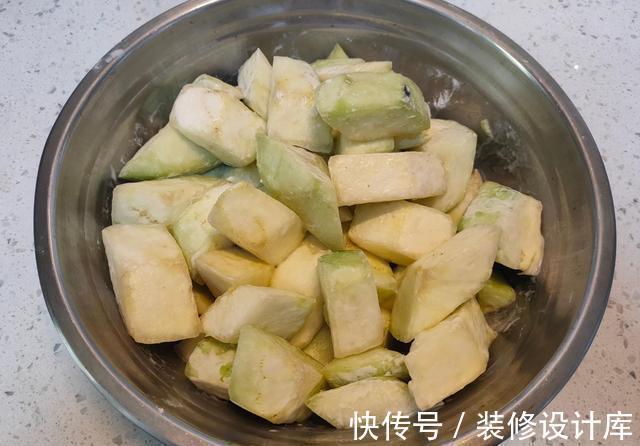 烧茄子|夏天最该吃的蔬菜,一斤不到一元钱,软糯酸甜,比大鱼大肉还下饭