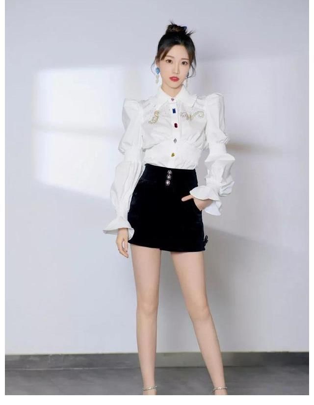 腿精本精張純燁！這樣的主持人明星都要靠邊站