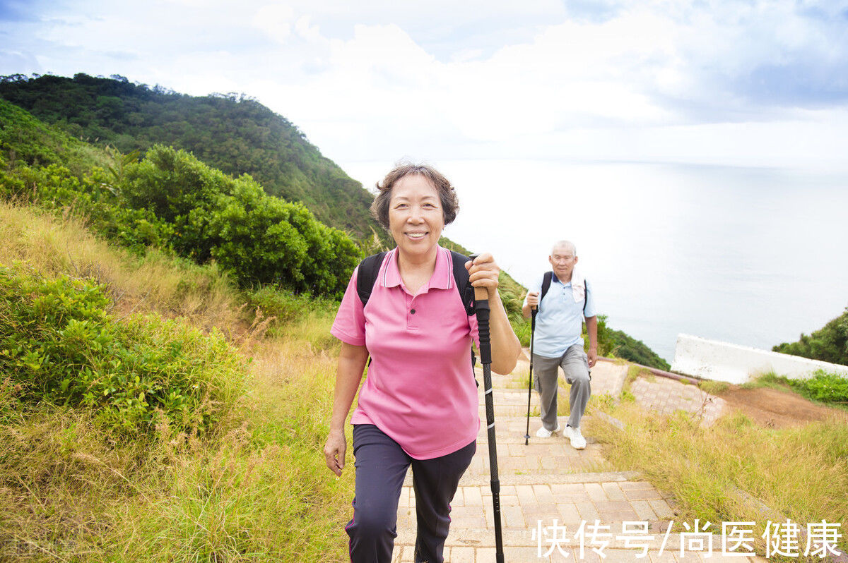 散步|原来散步这么多好处！可你知道散步有哪些注意事项吗？