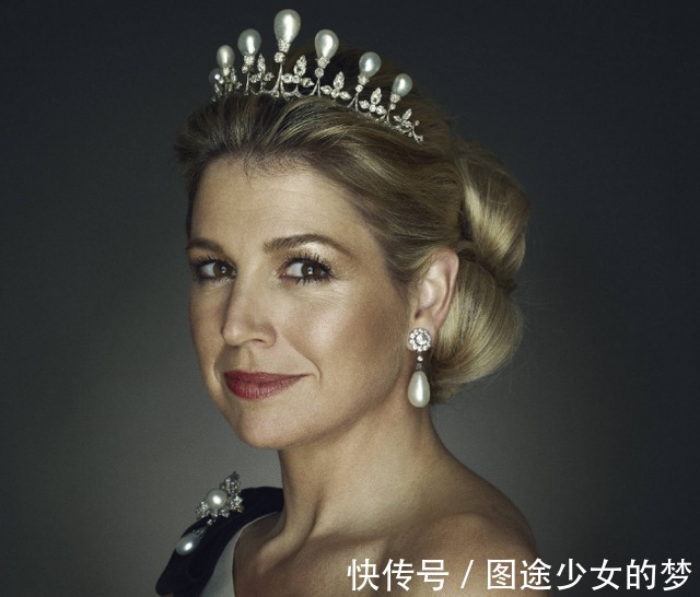朱莉安娜 相比英国王室的珠宝,荷兰王室的珠宝也不容小觑!冠冕就来头不小