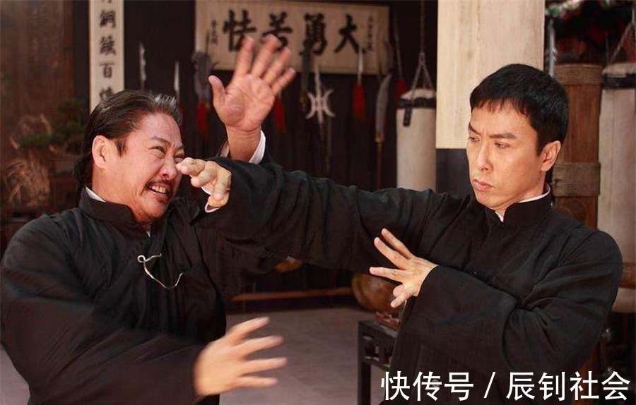 游戏!他身材瘦小却力大无穷,出手非死即伤,一生全无败绩,被日本当做游戏原型