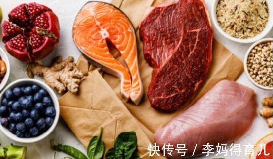 老年人|到了60岁走路能延缓衰老?坚持做好3件事,比走路更管用