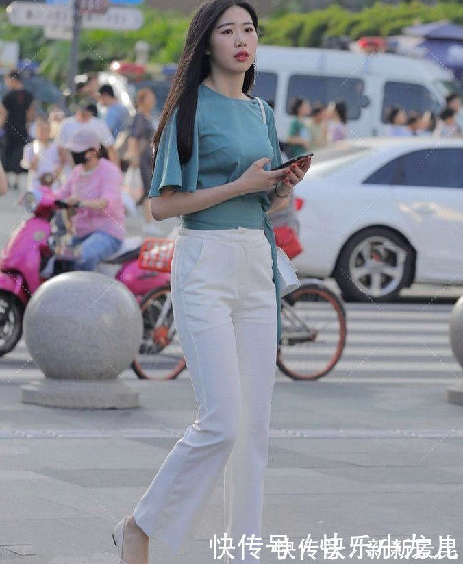 穿搭 喇叭裤增添了几分洒脱感,修身清凉又显身材
