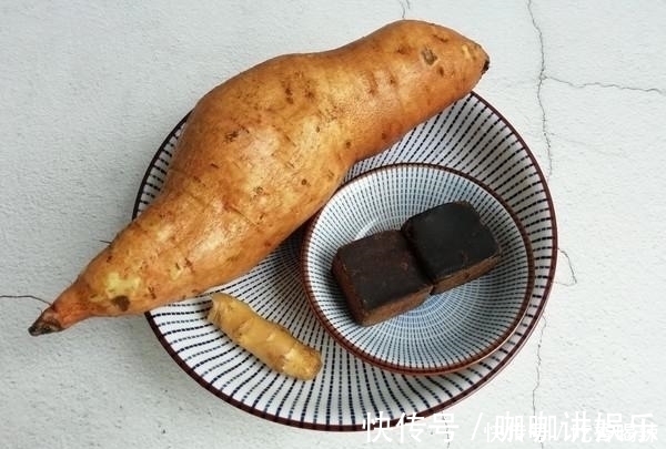 气色|女人要对自己好一点,每天1碗“女人宝”,养血润肤,气色似少女