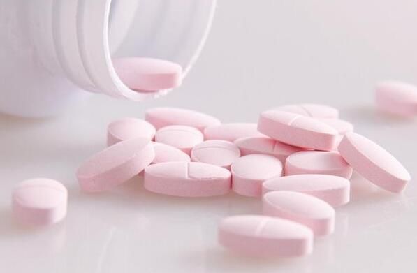 吃钙片时, 这些食物一定要远离, 不然你的钙片算是白吃了!