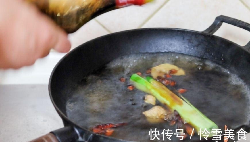 点名|朋友来家里做客，每次都点名吃我的酱鸡爪，剩下还要打包带走！