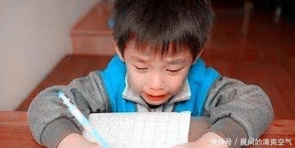 儿子|儿子被罚写“员”字100遍,宝妈看后捧腹大笑,网友:这字有灵魂