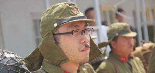 日军|日军军帽上有两块布帘，被取笑为“屁帘”，却让日军少减员十万