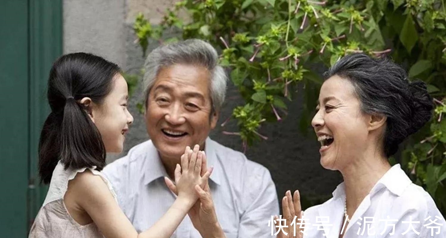 宝妈|“带孙子”和“带外孙”哪个好?过来人说出大实话,儿女真该反思