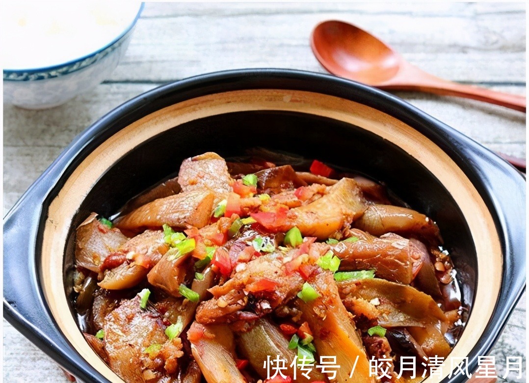 翻炒均匀|30余款菜肴推荐，有荤有素简单美味，一起为家人做营养大餐吧！