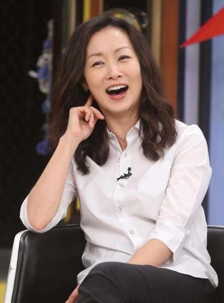  赵薇|赵薇能火，完全是因为小燕子，我来演比她火！你们信她的话吗？