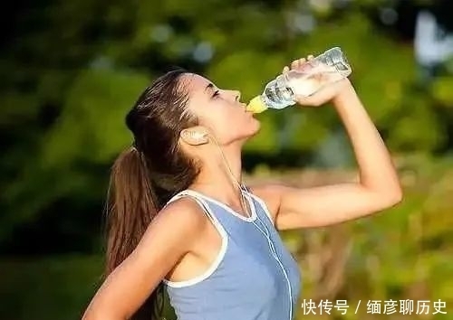 血糖控制|血糖新标准已公布,不是原来的3.9-6.1,或许你血糖并不高