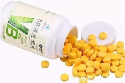 脂肪肝|每天8颗维生素吃出肝衰竭，缺乏维生素，医生告诉你这样补