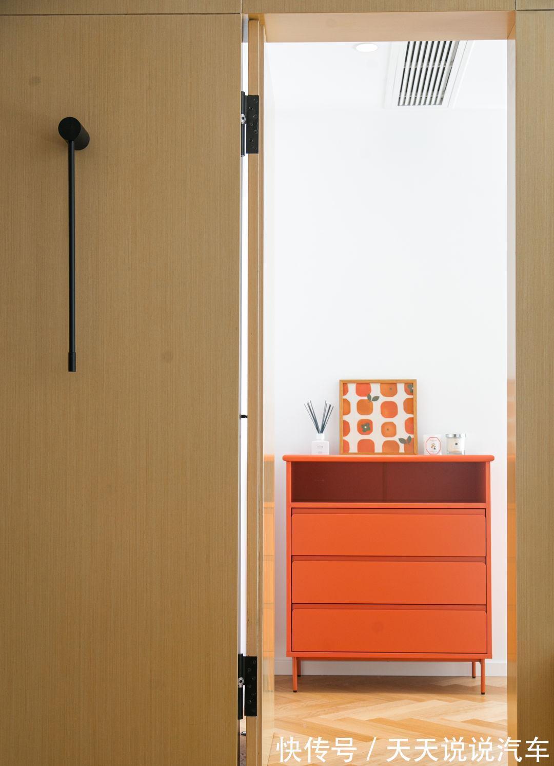 夫妻|90后夫妻的简约生活,室内温馨干净,轻松舒适,一个家该有的样子