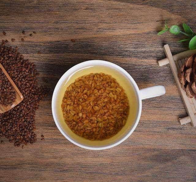 干果|醋里泡这个干果,竟是高血压的“死对头”,每天吃几粒血压降下来