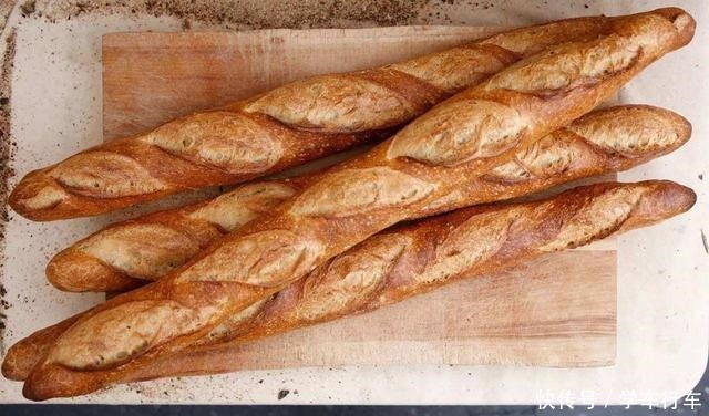 吃硬|欧洲中世纪平民,在吃硬面包和炖豆子的时候,当时中国人在吃啥