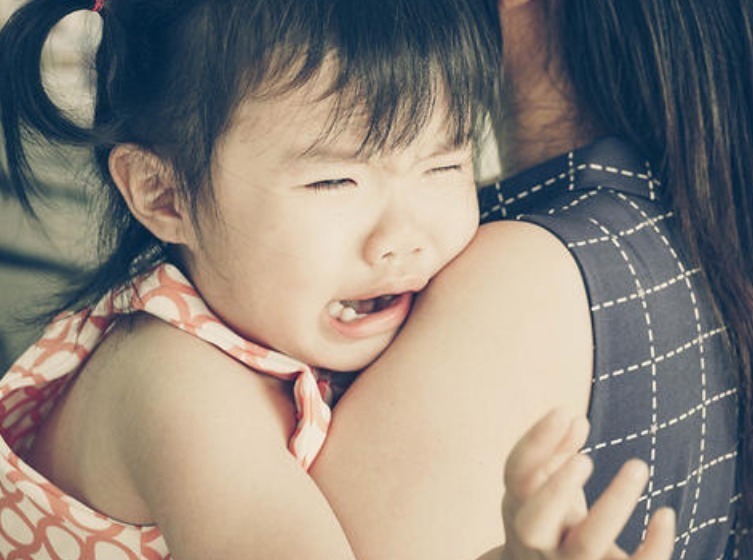 d动不动就“哭鼻子”的孩子,与不爱哭的孩子相比,长大后差距明显