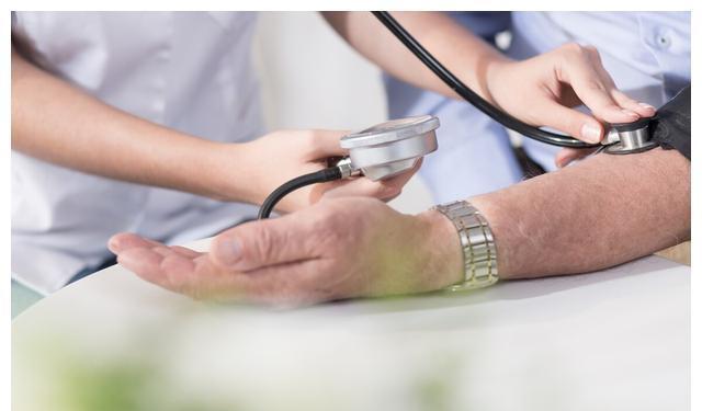 超声检查|初次诊断高血压,需要做哪些检查?医生提醒:这8项检查不能少