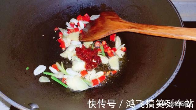 好吃|香辣花甲,只有在家自己做着吃才放心,好吃又实惠,10元炒一大盘