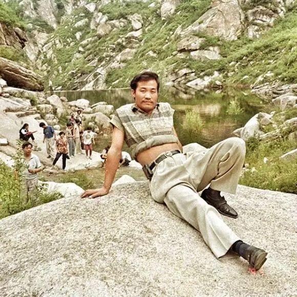 回忆杀&法国艺术家花7年,拯救85万张中国老照片,每张都是回忆杀