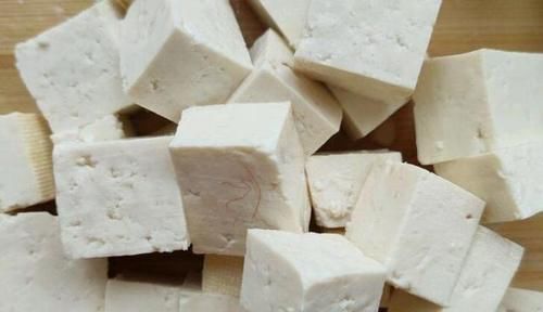  冬天，多给孩子做它吃，蒸一蒸营养又清淡，隔三差五吃滋补又保暖