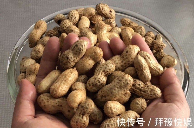 好处|空腹吃几粒花生米，用不了多久，3种好处“主动”找上门