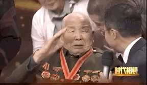 九旬|音未起，泪决堤！当九旬志愿军战士哽咽唱响这首歌……