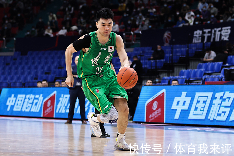 北京男篮|12+6+3+5!辽宁男篮打硬仗离不开他,值得杨鸣信任,展现个人价值