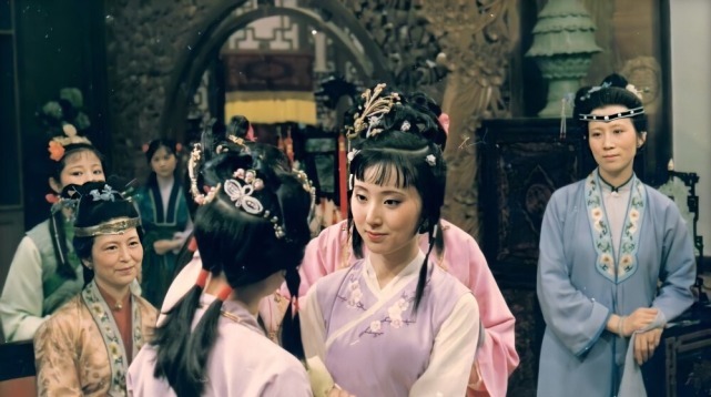 红楼梦春纤、雪雁、紫鹃,寓意黛玉一生三劫