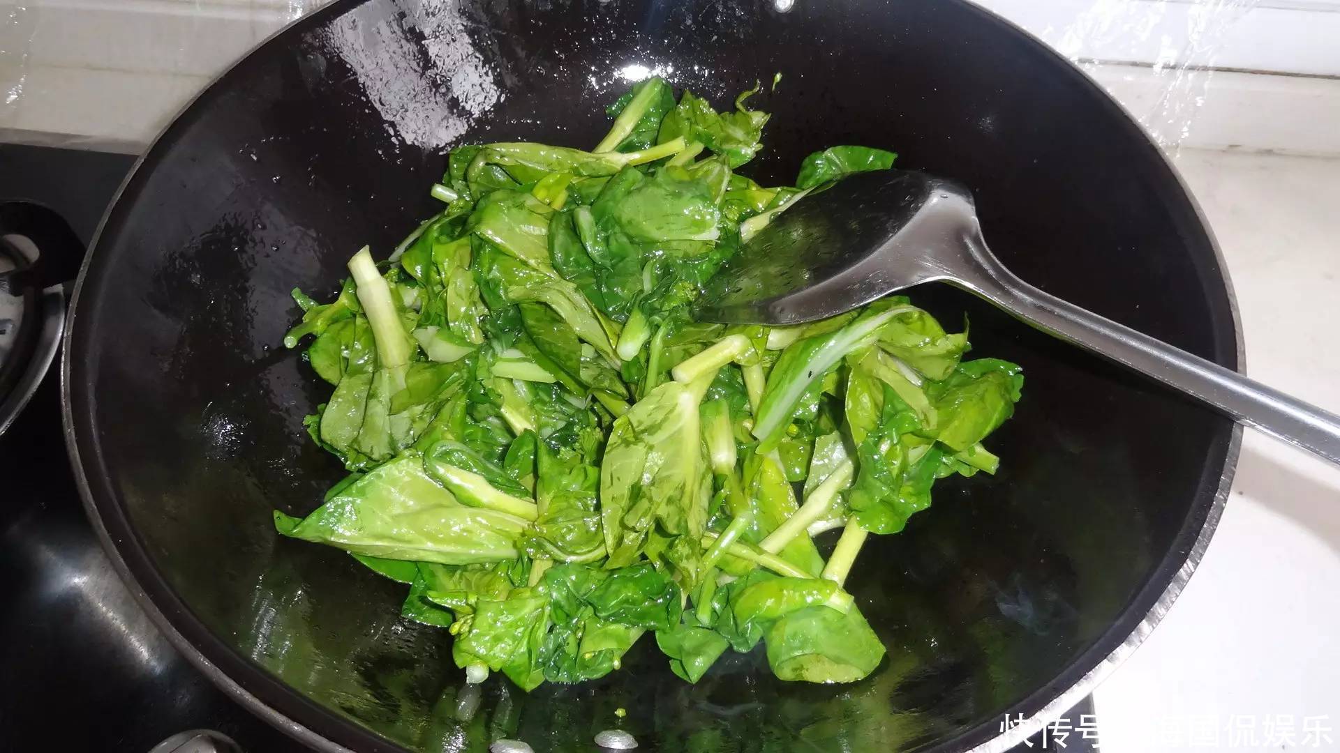 炒菜的过程,会让营养流失掉辟谣有些营养加热后更容易吸收