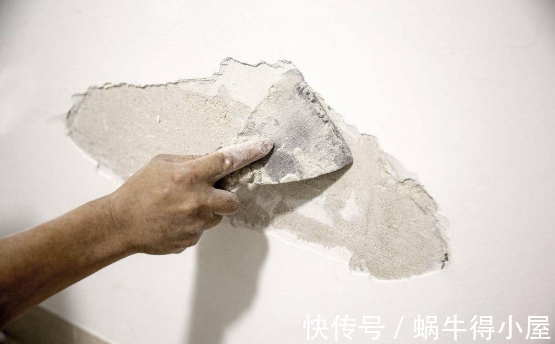 施工|刚入住墙面就粉化掉皮,原来装修工人在这些地方偷懒了