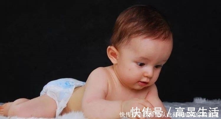 宝宝|孩子弯腰驼背,多半是因为家长这些行为,甚至影响将来身高