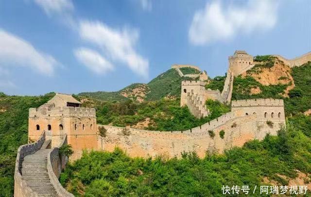 内蒙古大学@外国断崖发现“神秘汉字”,中国专家译出220个字:总算找到了!