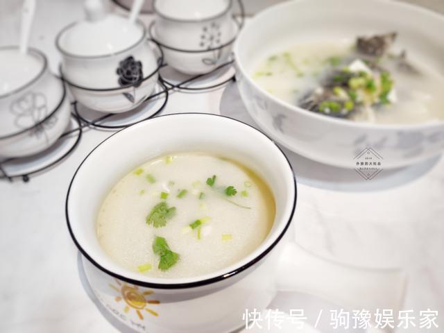 鱼身|鲫鱼汤怎么才能炖出牛奶白?原来下锅时间有讲究,做对了汤白味浓