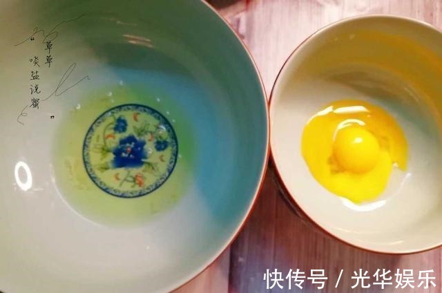 做什么蛋糕？蛋奶酥比蛋糕更容易上手，而且口味更香酥