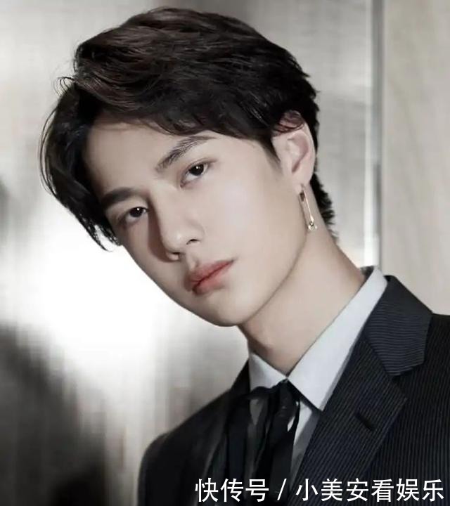 赏完爱豆的颜，男友的配饰终于有着落了