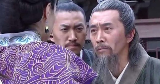 大明朝|历史揭秘：为何马皇后送刘伯温一梨两枣后，刘伯温就告老还乡了？