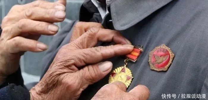 我如练得雷霆术,先杀妖魔再杀神|诗题战争与和平30首