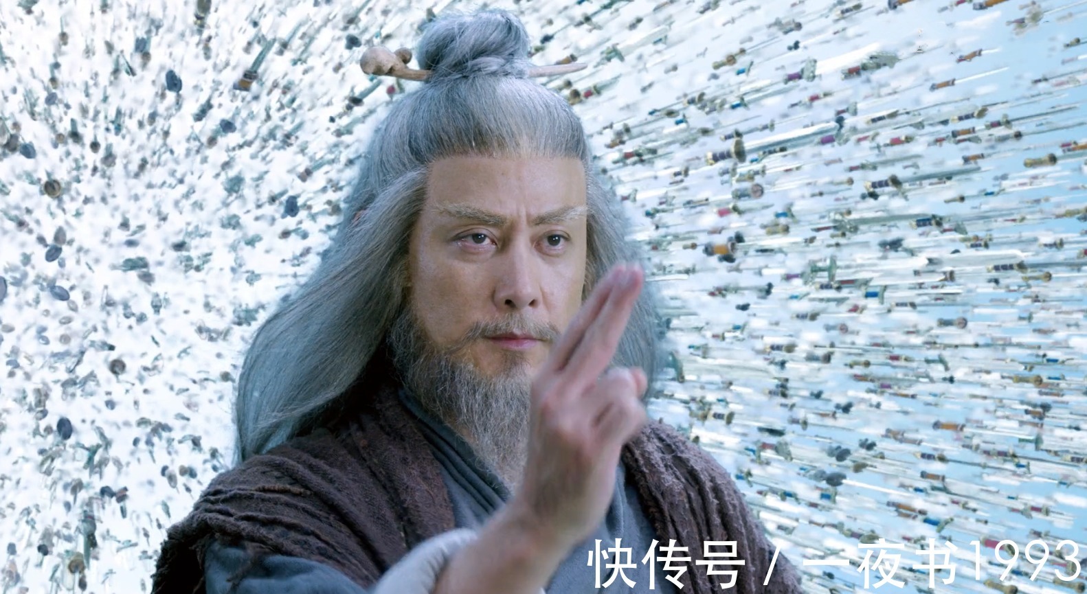 徐脂虎@《雪中悍刀行》李淳罡剑开天门,洪洗象觉醒两世记忆,骑鹤下江南