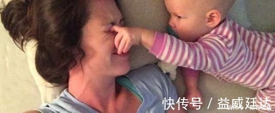 小动作|宝宝常被误解的调皮小动作, 原来是宝宝在说爱你!