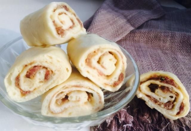 早餐最好吃的做法,不炸也不煮,层层裹着馅料,老北京传统早餐