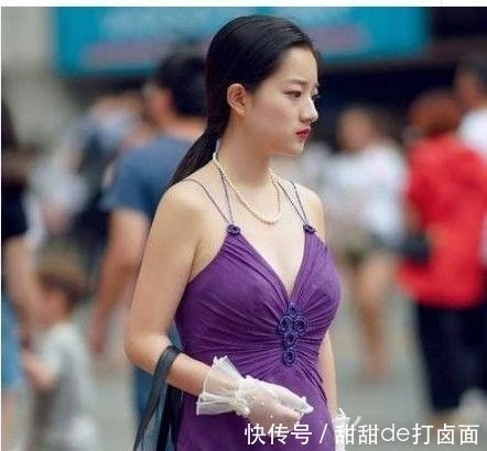 热情活泼的时尚街拍时髦新潮的美女,时尚富有情调