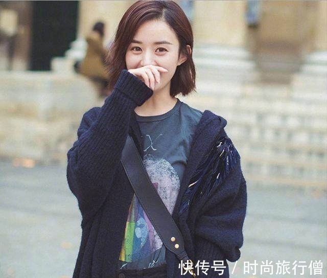 街拍|女星们机场大秀“毛衣风”, 一款比一款洋气，你更钟意哪一款呢？