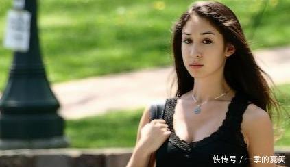 现如今|100年前此地兴高采烈的独立,现经济落后,女多男少,羡慕中国!