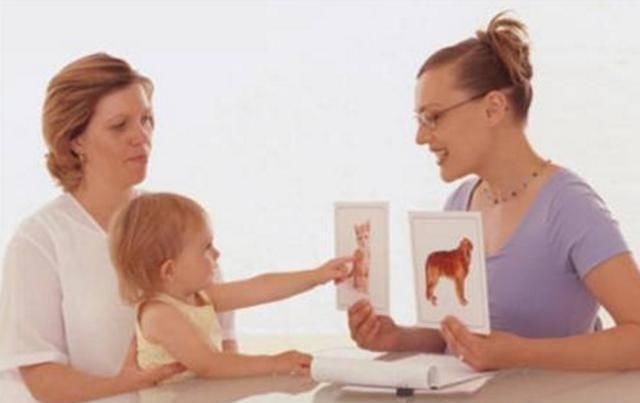 宝宝|宝宝0~2岁阶段,若出现下列异常情况,说明娃发育迟缓需及早治疗