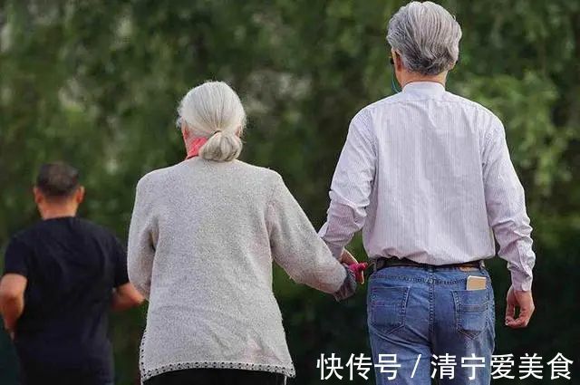 决明子|人越老越要管住嘴,4种食物要少吃,希望你能忍住