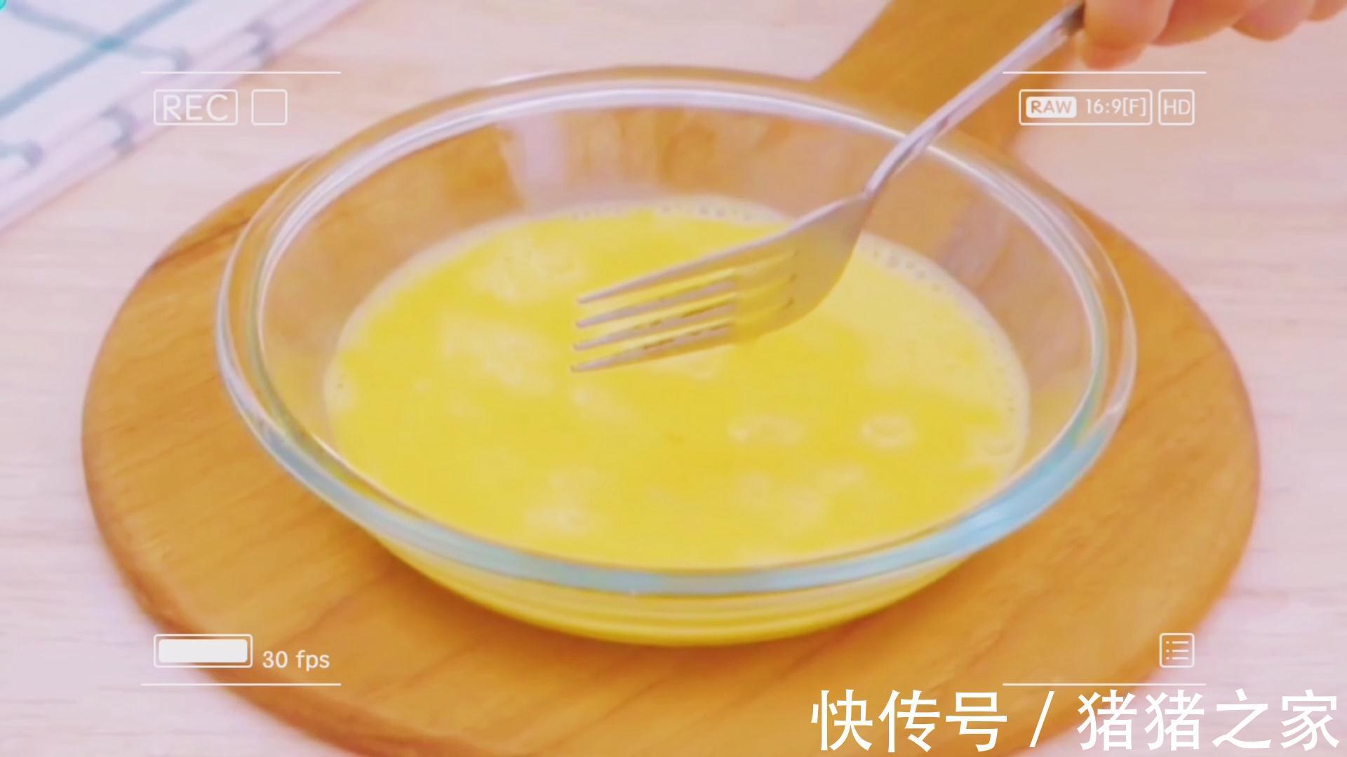 土豆奶酪条|又香又软的土豆奶酪条就制作完成了，还可拉丝哦！你喜欢吗？