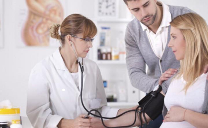 些东西|孕妈吃这些食物容易流产医生来澄清,其实孕妇饮食很简单